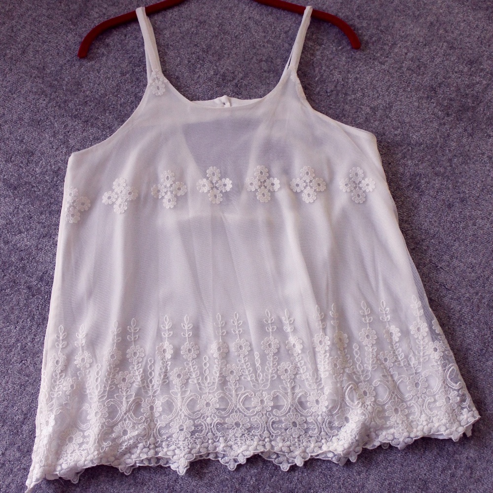 lacy white top